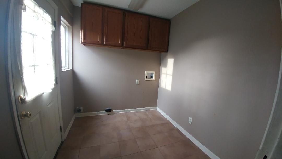 110 Salem Road Oak Ridge, TN 37830 - Photo 5 of 11 laundry room