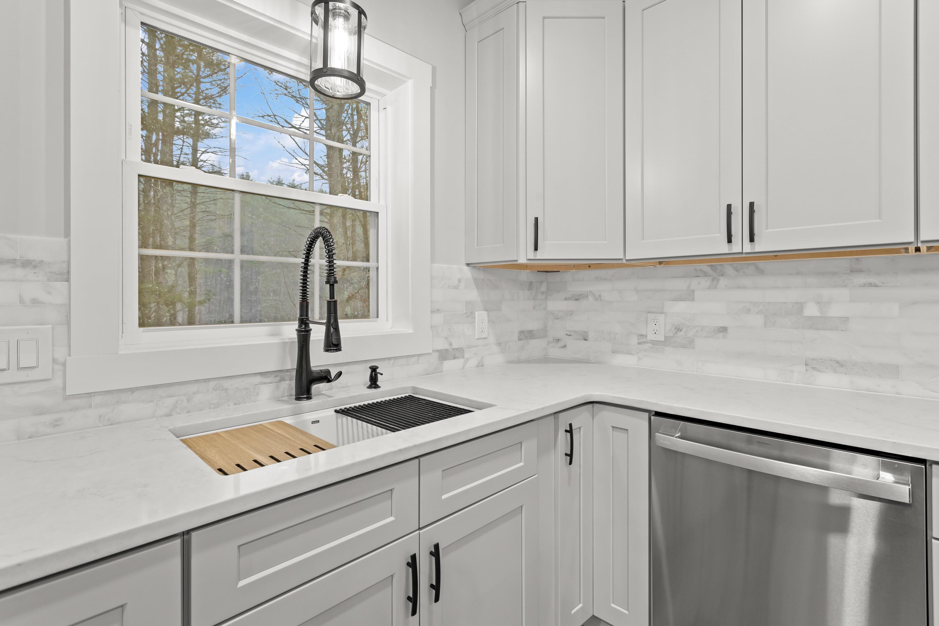 380 East Dunbarton Road Goffstown, NH 03045 - Photo 27 of 55