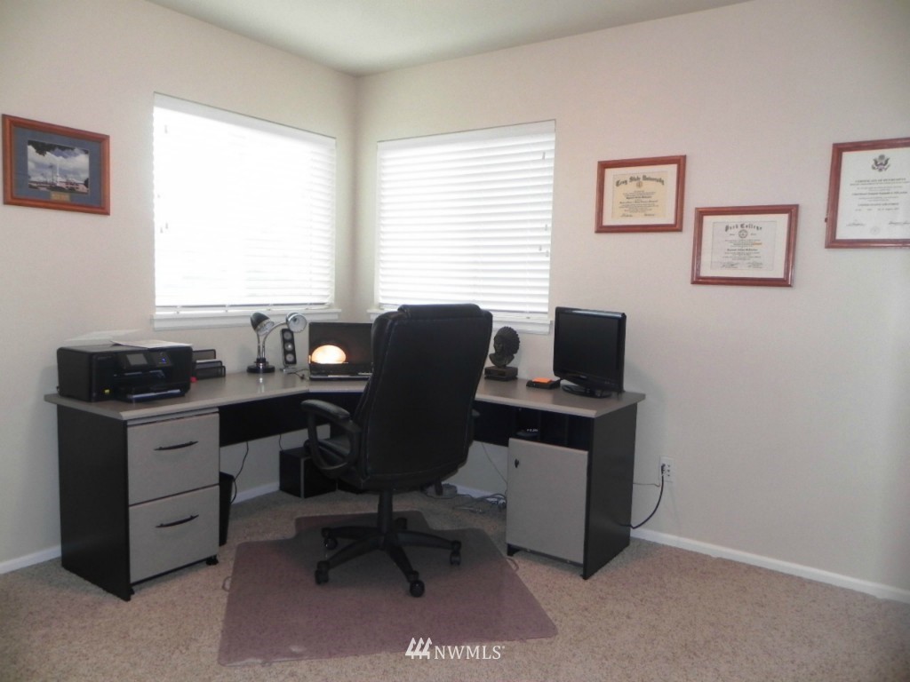 16955 166th Place Southeast Renton, WA 98058 - Photo 18 of 25