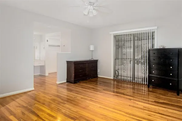 $2,095 | 4015 Mischire Drive, Houston, TX 77025