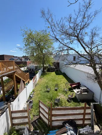 $2,850 | 228 2nd Street, Unit 1, Perth Amboy, NJ 08861