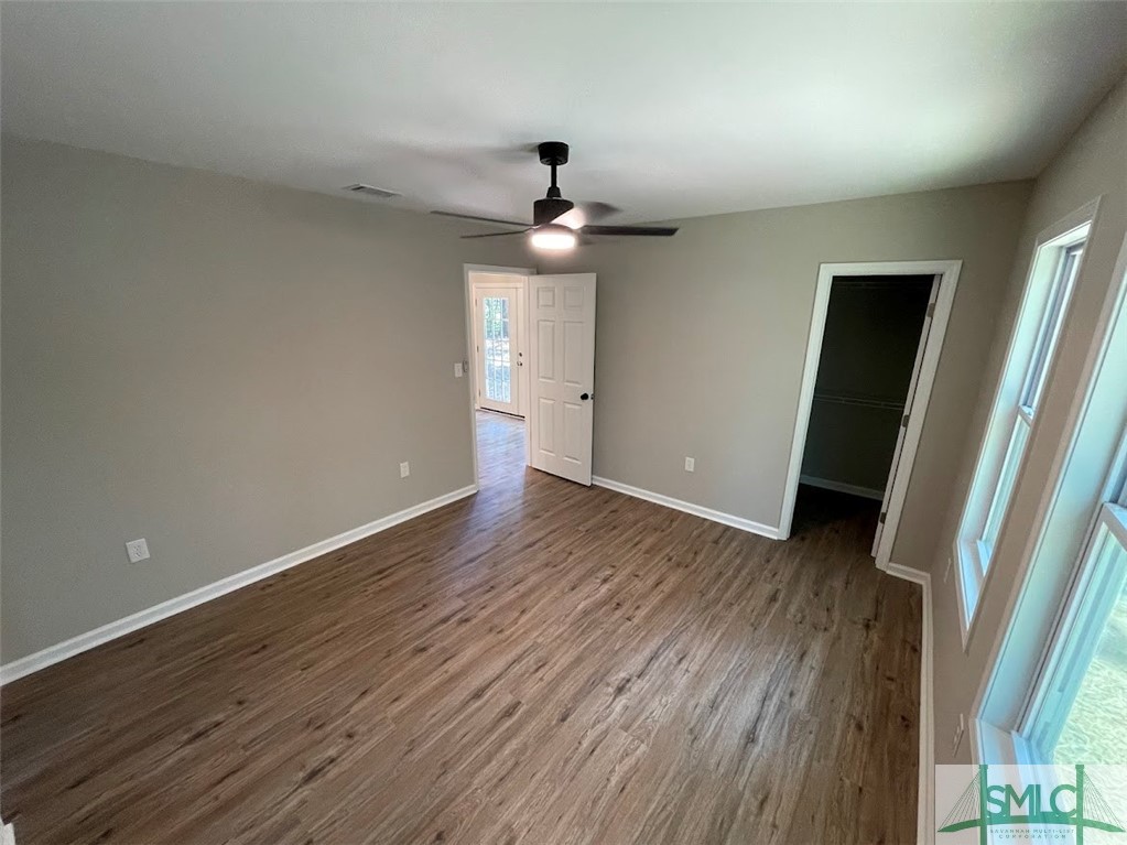 467 McLaws Road Guyton, GA 31312 - Photo 15 of 28 Walk in Closet