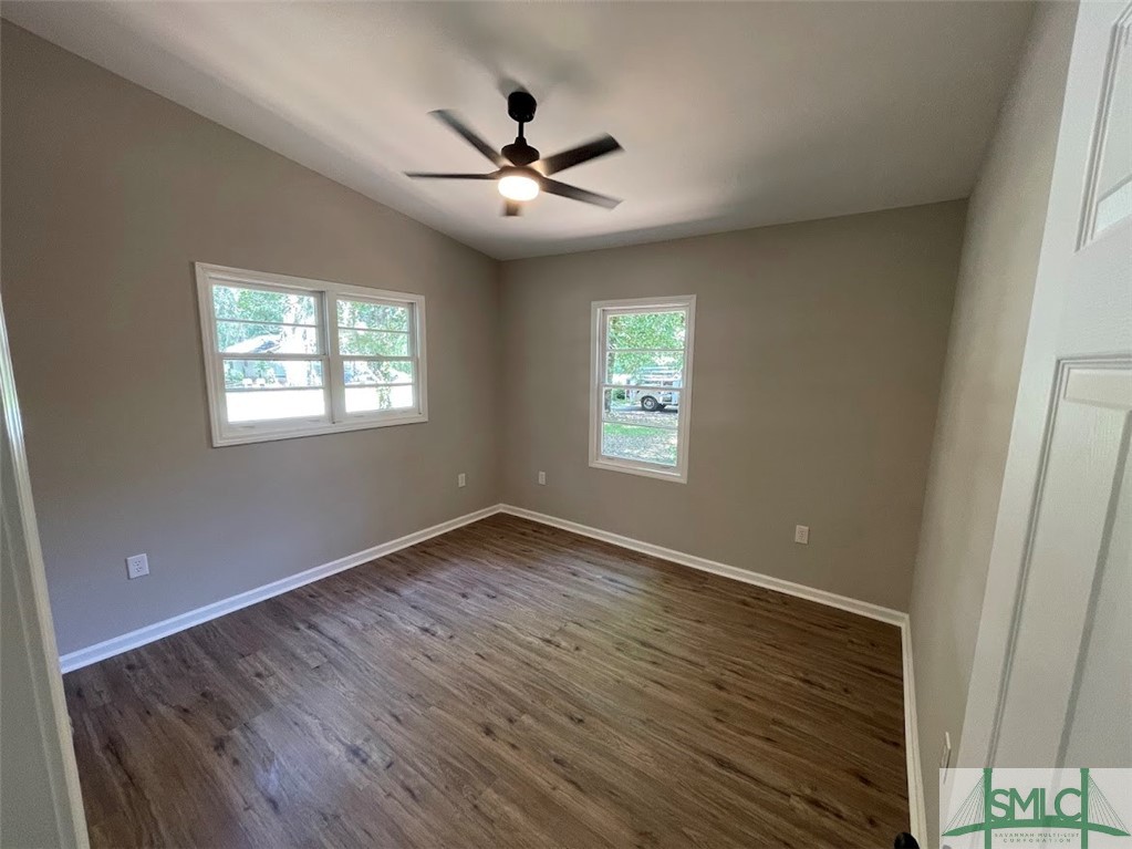 467 McLaws Road Guyton, GA 31312 - Photo 18 of 28 Guest Bedroom