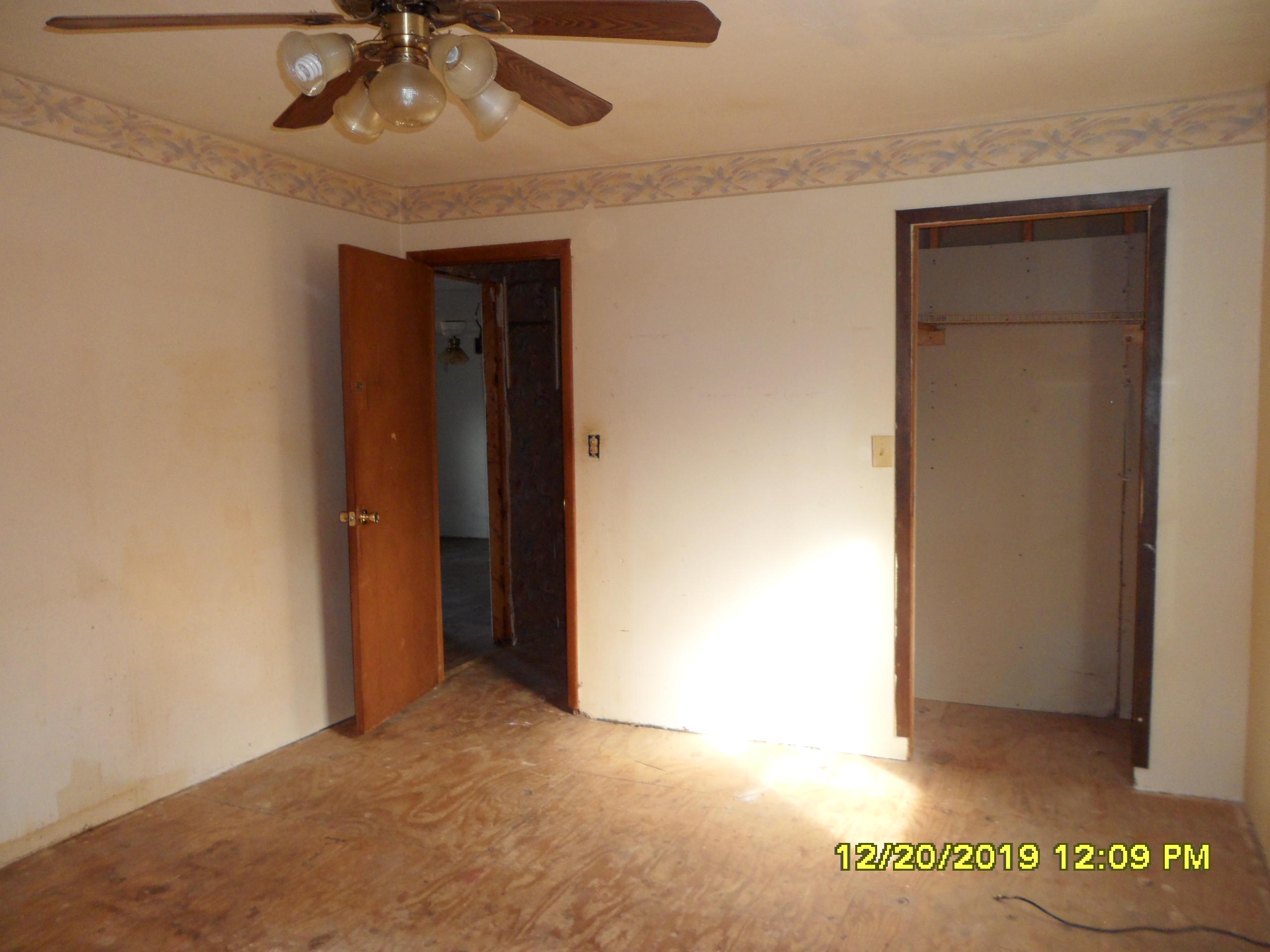 8807 Heiskell Road Powell, TN 37849 - Photo 13 of 16 8807 Heiskell, 2720 Delrose Dr 061