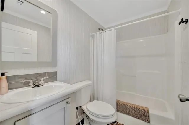 $199,900 | 105 West St Johns Way, Apollo Beach, FL 33572