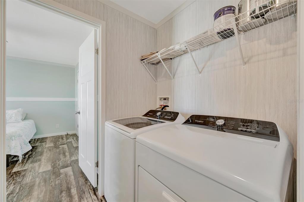 105 West St Johns Way Apollo Beach, FL 33572 - Photo 17 of 33