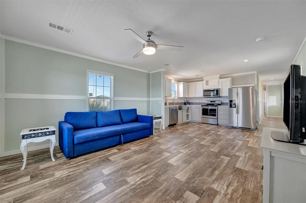 105 West St Johns Way Apollo Beach, FL 33572 - Photo 7 of 33