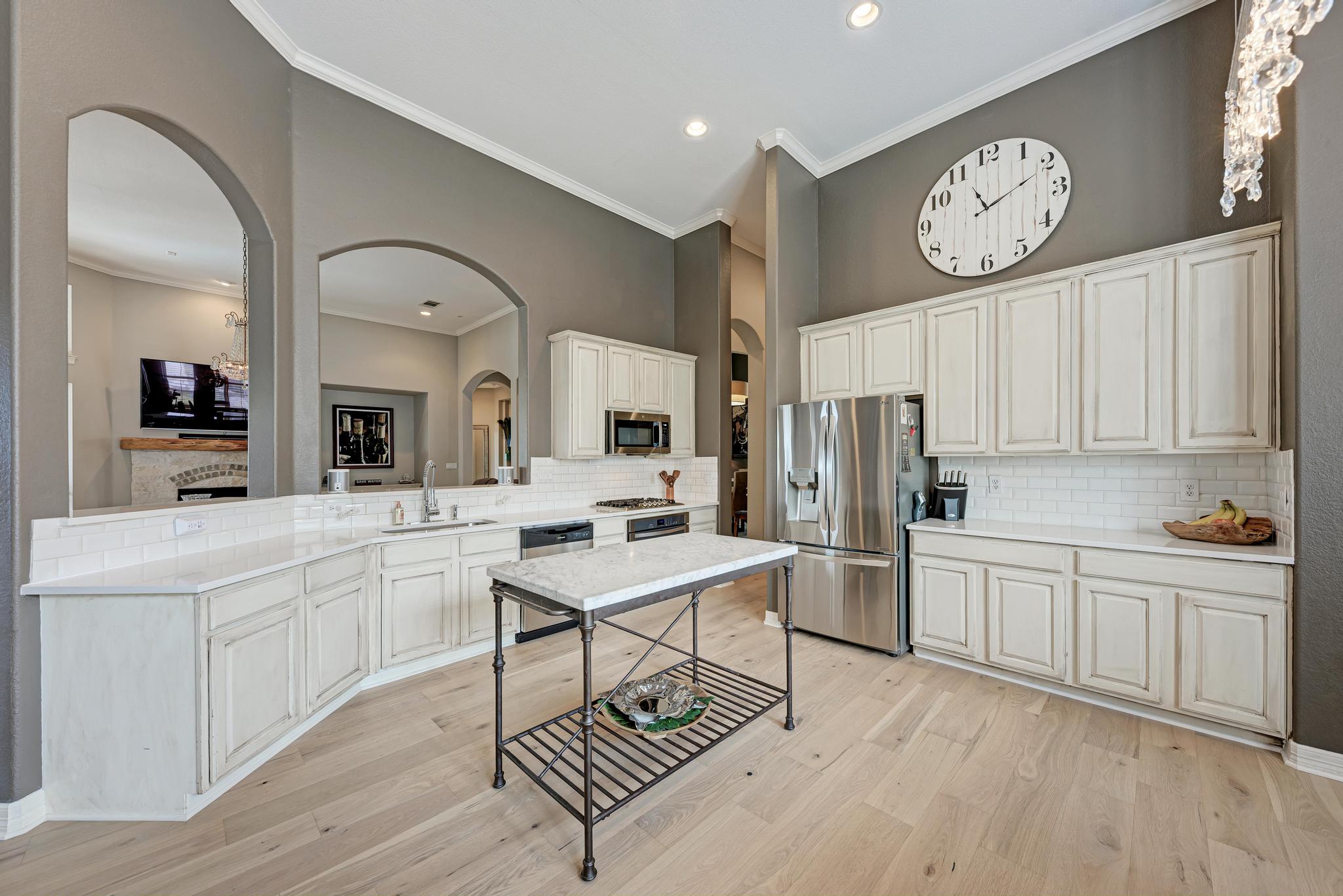 545 Tom Sawyer Road Austin, TX 78737 - Photo 11 of 40