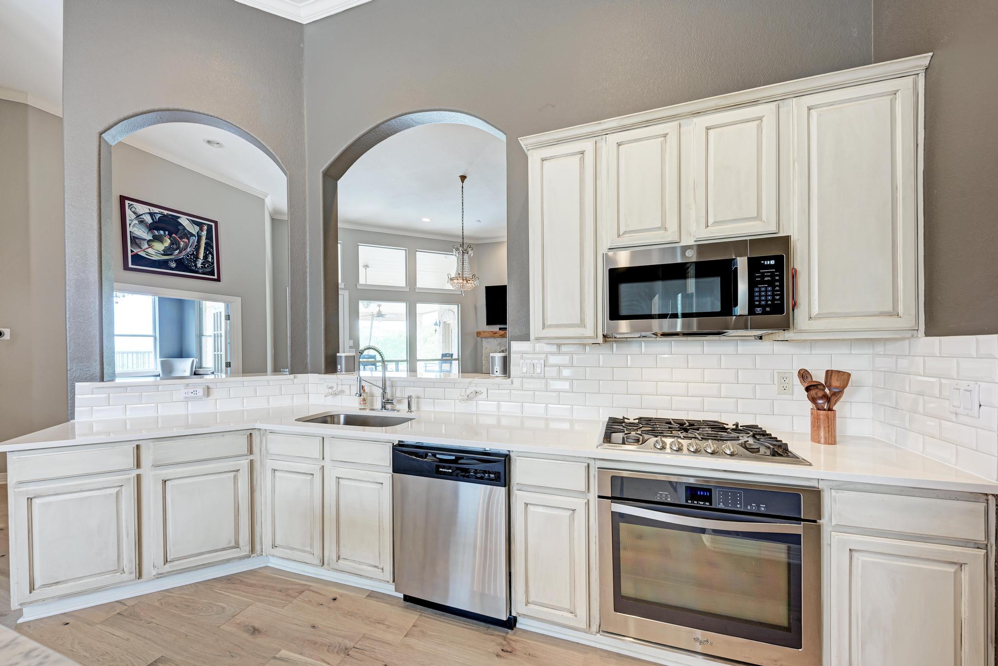 545 Tom Sawyer Road Austin, TX 78737 - Photo 12 of 40