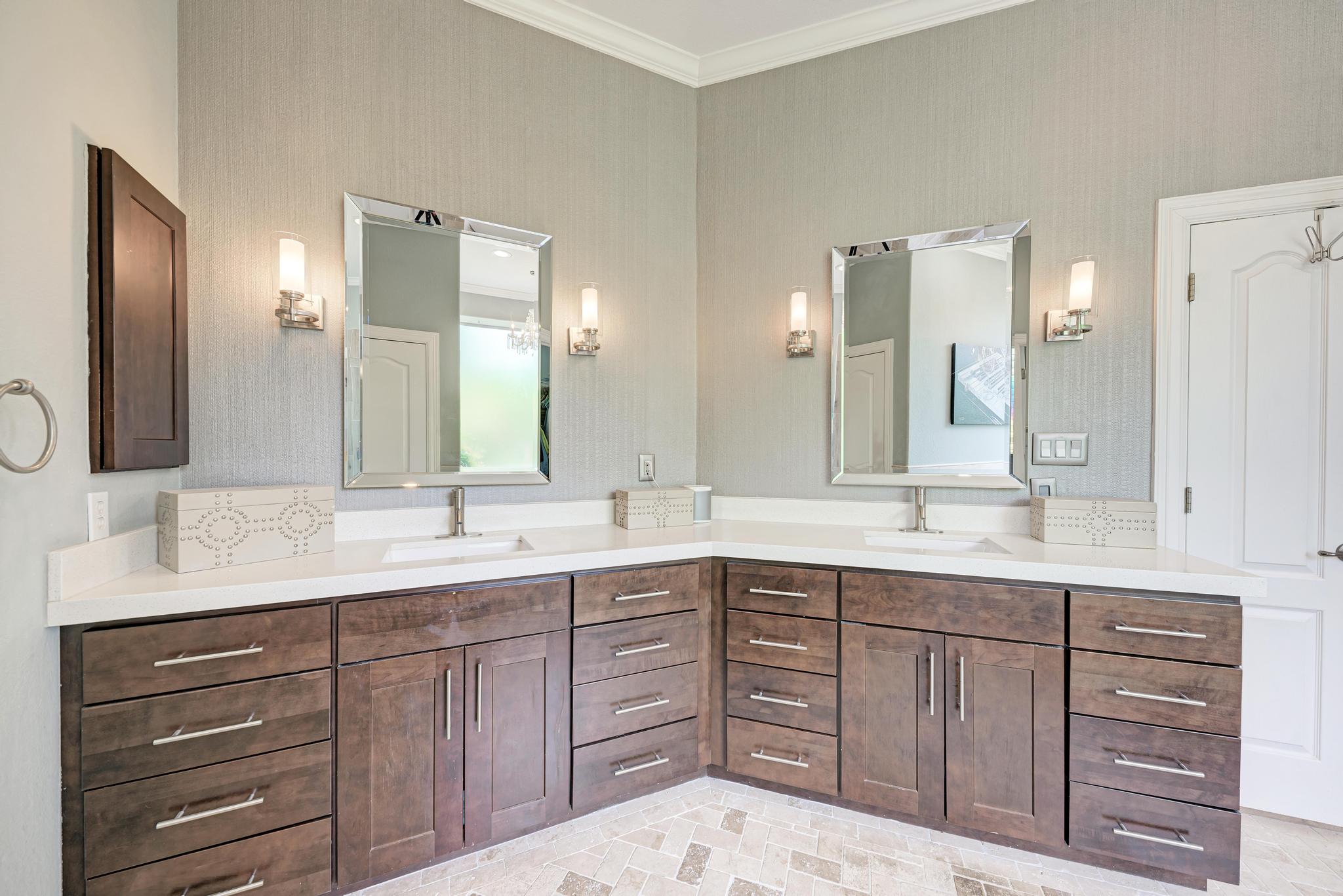 545 Tom Sawyer Road Austin, TX 78737 - Photo 17 of 40