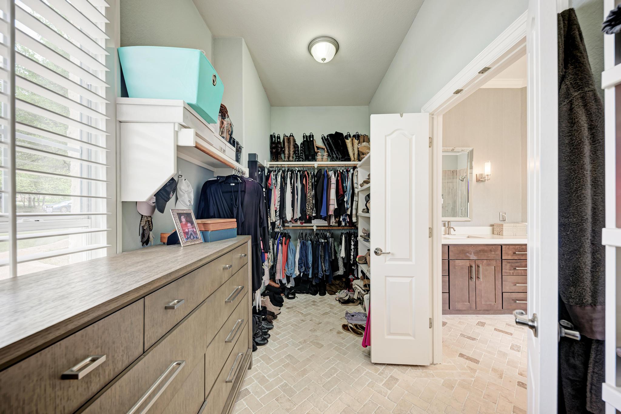 545 Tom Sawyer Road Austin, TX 78737 - Photo 19 of 40