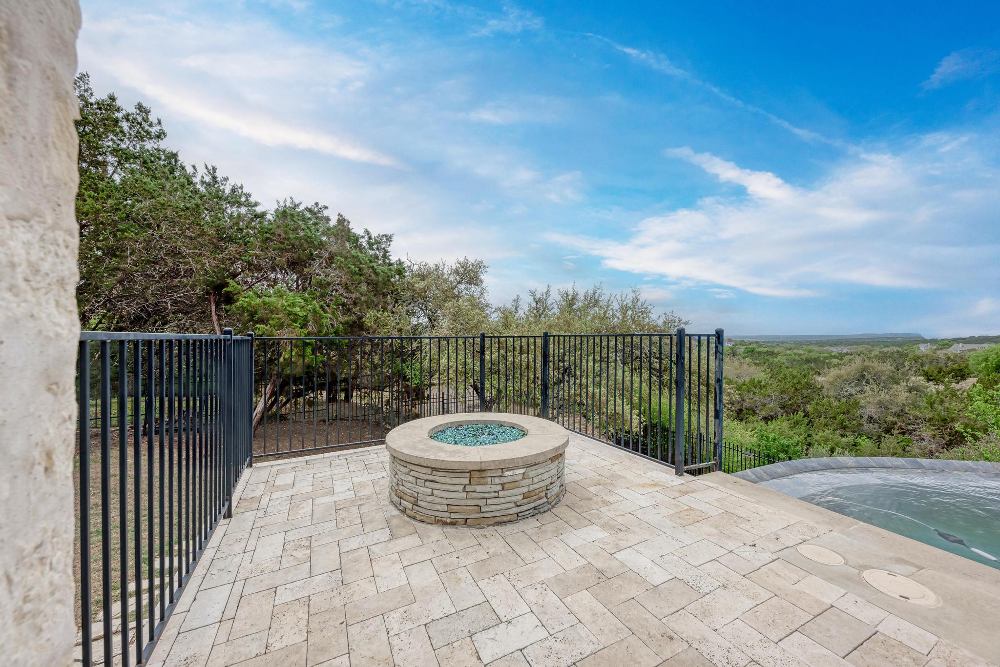 545 Tom Sawyer Road Austin, TX 78737 - Photo 32 of 40