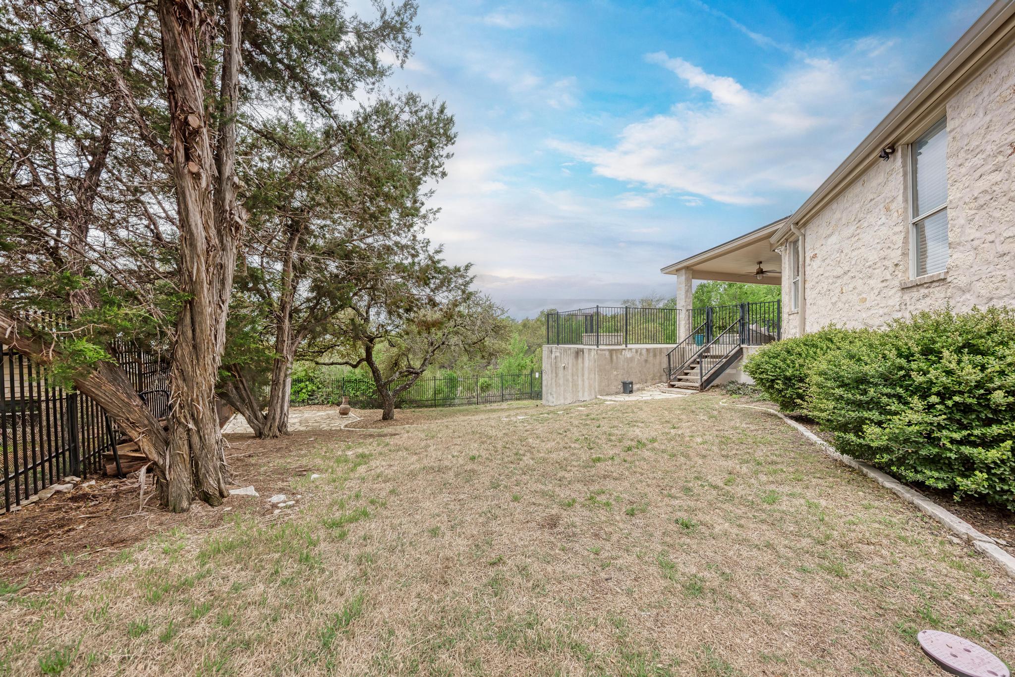 545 Tom Sawyer Road Austin, TX 78737 - Photo 35 of 40