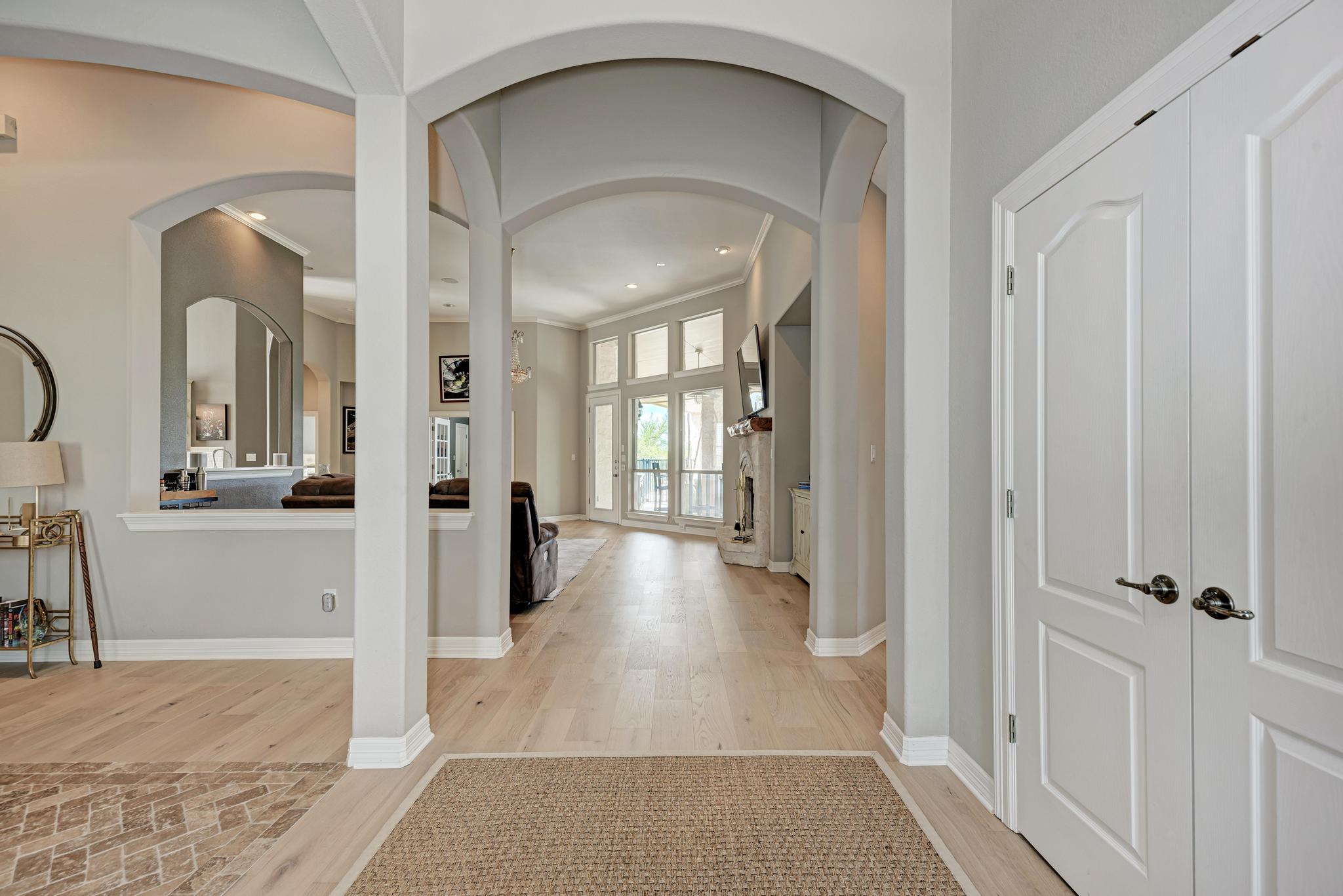 545 Tom Sawyer Road Austin, TX 78737 - Photo 5 of 40