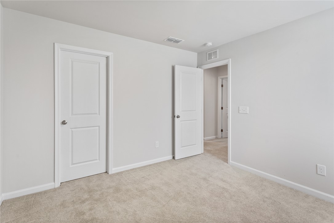 625 Batchomble Lane Greenville, SC 29605 - Photo 16 of 44