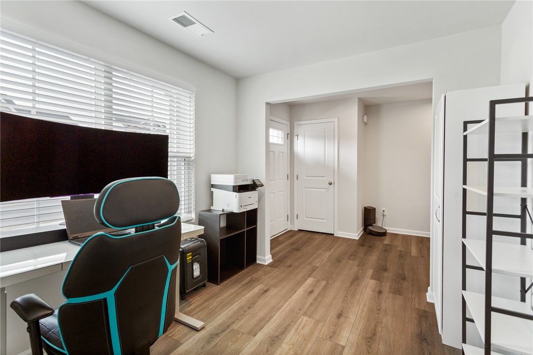 625 Batchomble Lane Greenville, SC 29605 - Photo 29 of 44