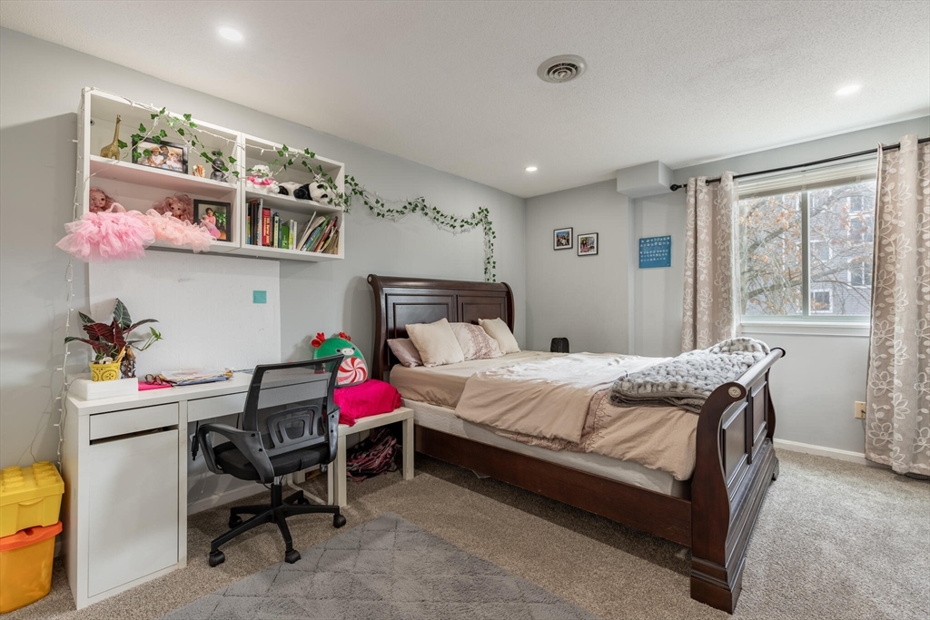 255 North Road, Unit 245 Chelmsford, MA 01824 - Photo 16 of 33 Gallery Image 16