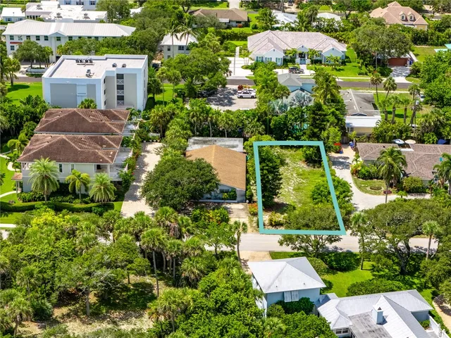 $1,000,000 | 826 Date Palm Road, Vero Beach, FL 32963