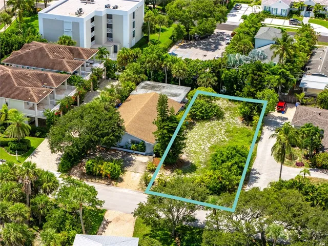 $1,000,000 | 826 Date Palm Road, Vero Beach, FL 32963