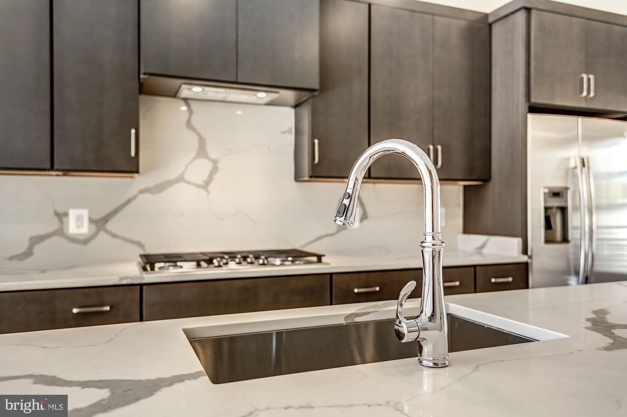 11712 Paysons Way Reston, VA 20191 - Photo 3 of 17 Smith Kitchen