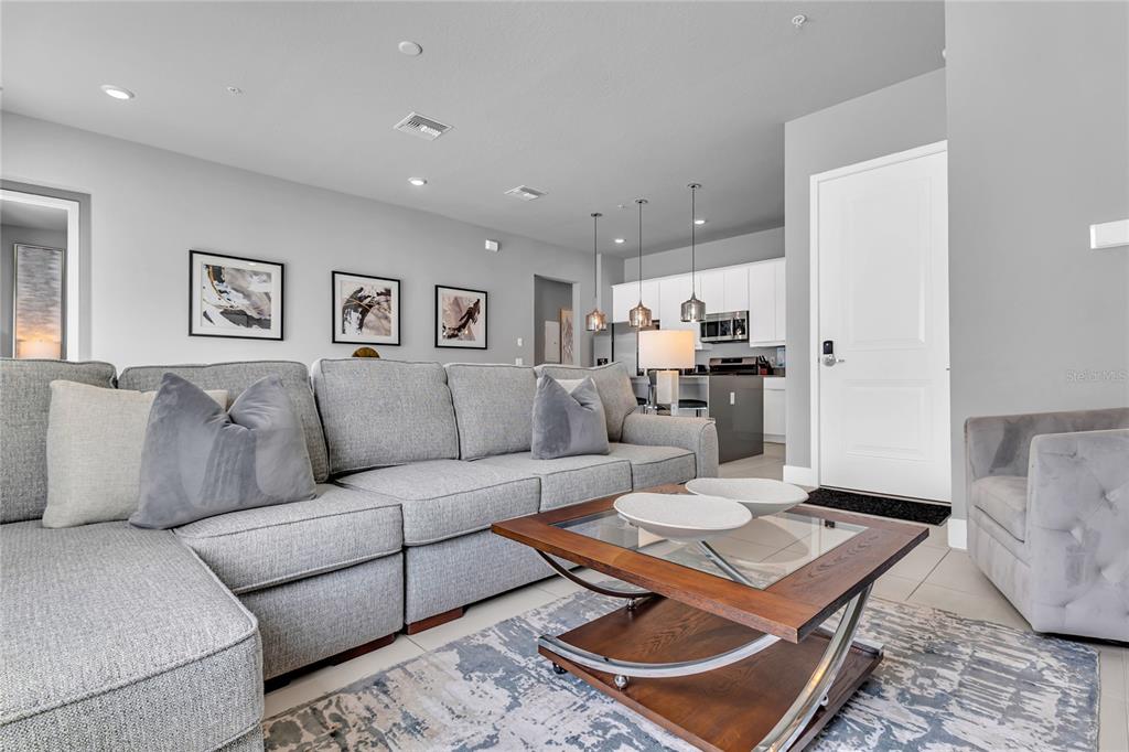 7740 Sandy Ridge Drive, Unit 124 Reunion, FL 34747 - Photo 6 of 34 Gallery Image 6