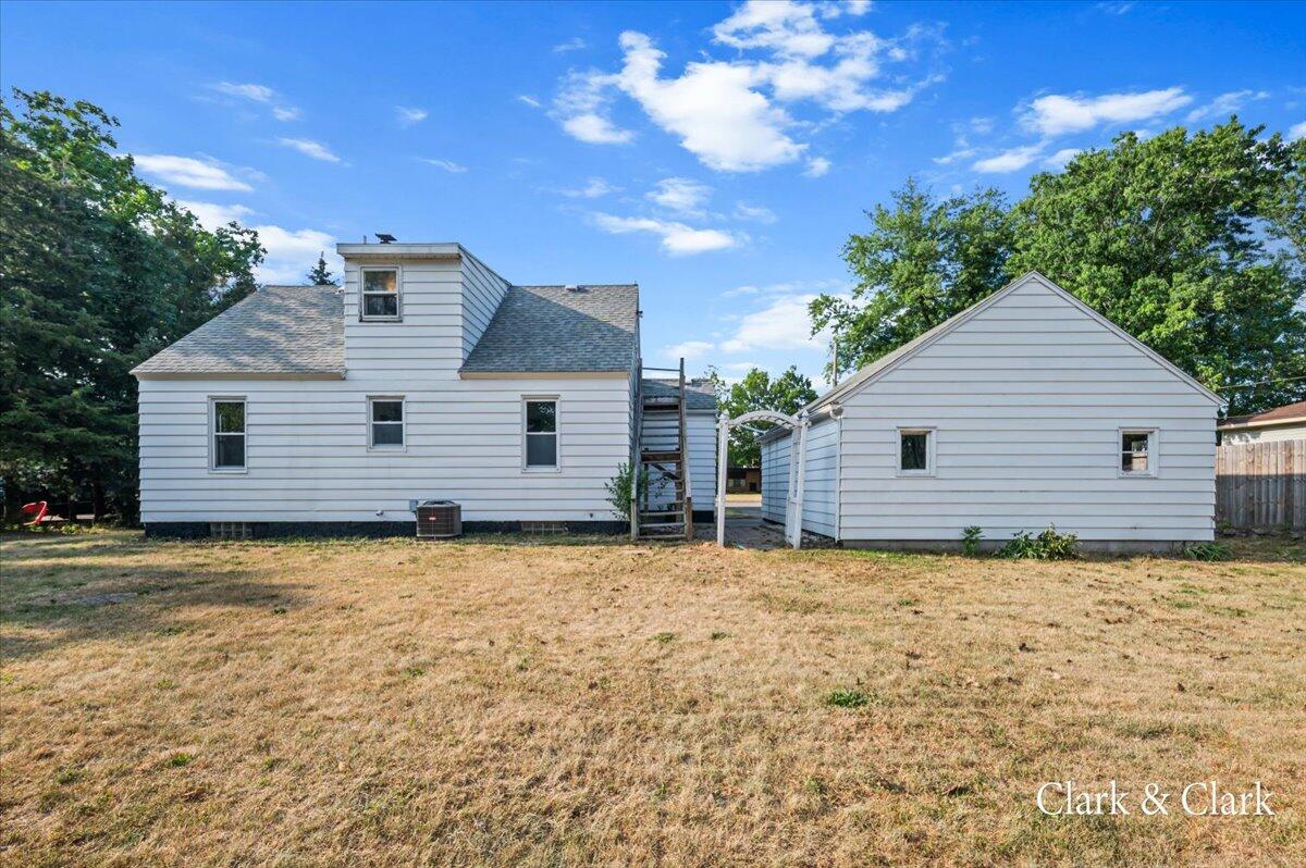 1370 Bauer Road Jenison, MI 49428 - Photo 14 of 20 15-DSC_1587