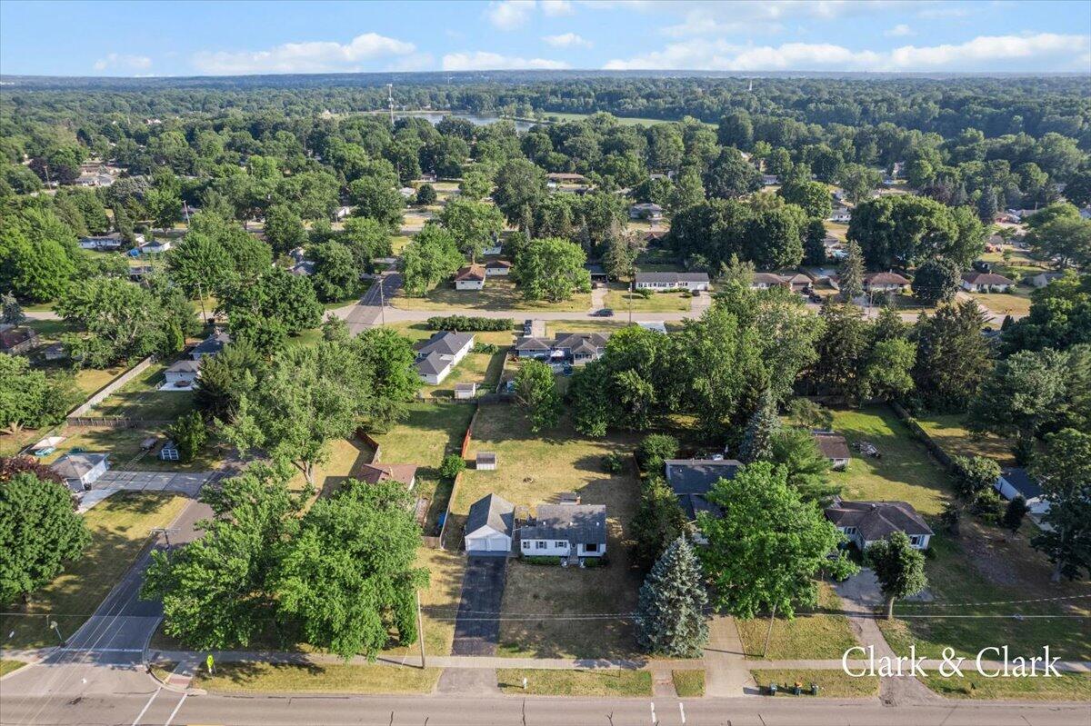 1370 Bauer Road Jenison, MI 49428 - Photo 19 of 20 05-DJI_0055