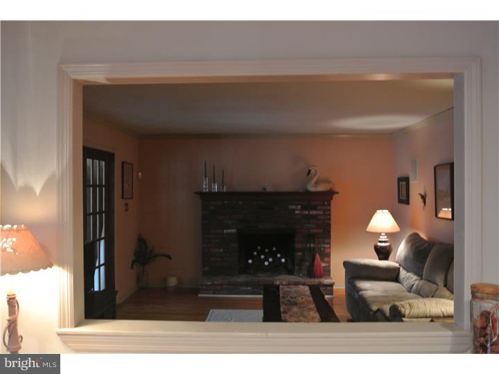 203 Pebble Ridge Road Warrington, PA 18976 - Photo 8 of 25 Family Room