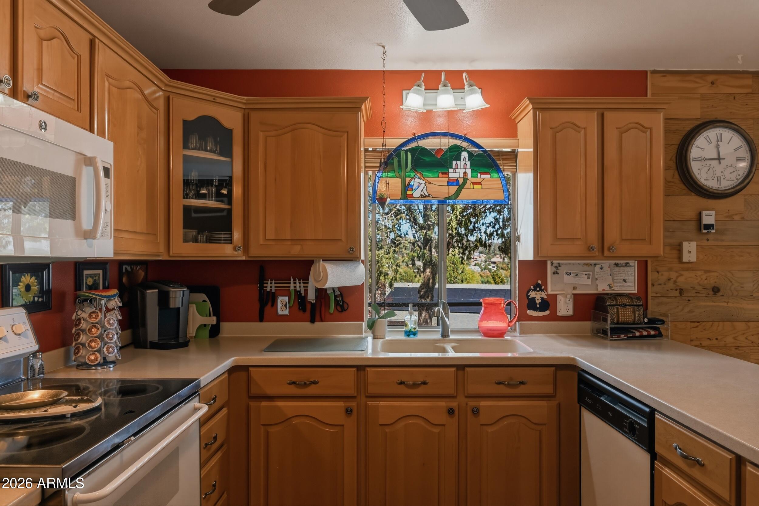 902 West Rim View Road Payson, AZ 85541 - Photo 10 of 46 Kitchen