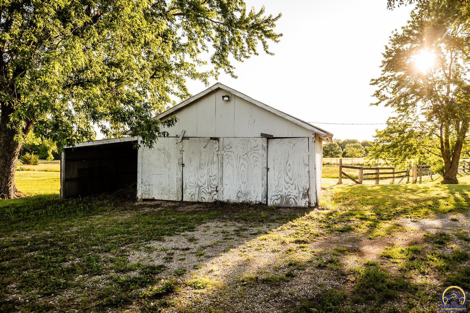 12140 Miller Road Harveyville, KS 66431 - Photo 59 of 99