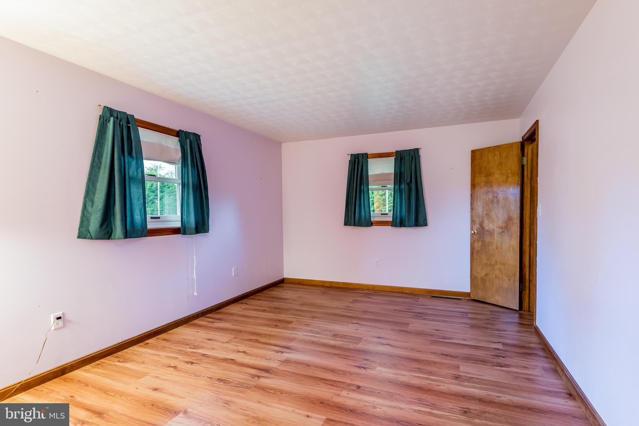 37 Middle Spring Road Shippensburg, PA 17257 - Photo 23 of 29 Bedroom no 2