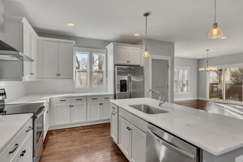 $629,000 | 702 B Waco Drive, Nashville, TN 37209