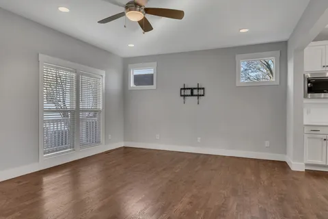 $599,000 | 702 B Waco Drive, Nashville, TN 37209