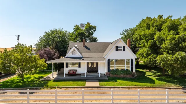 $5,300,000 | 17775 Long Hollow Road, Corning, CA 96021