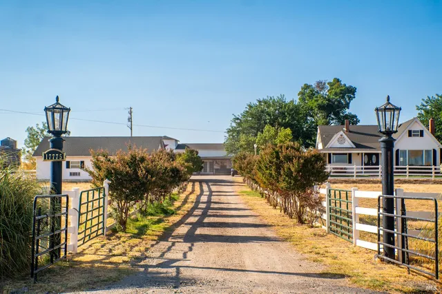 $5,300,000 | 17775 Long Hollow Road, Corning, CA 96021