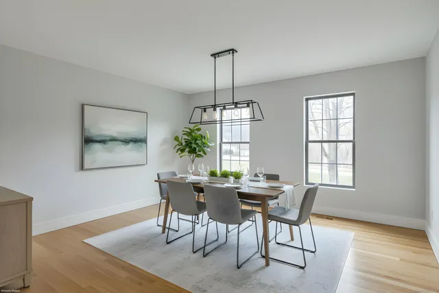 $879,900 | 23 Fawnwood Road, Newtown, CT 06482