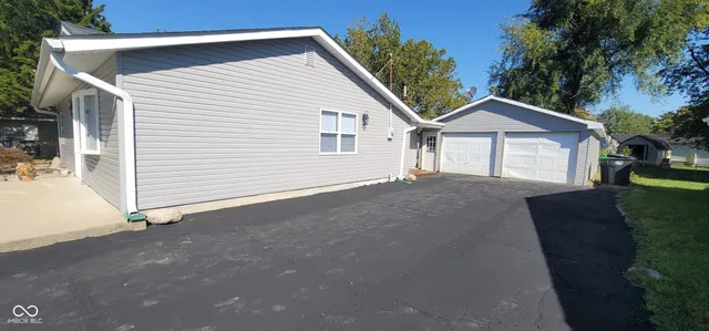 $247,500 | 539 Delbrook Drive, New Whiteland, IN 46184