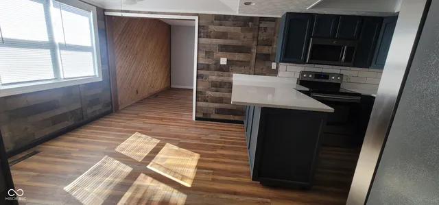 $247,500 | 539 Delbrook Drive, New Whiteland, IN 46184