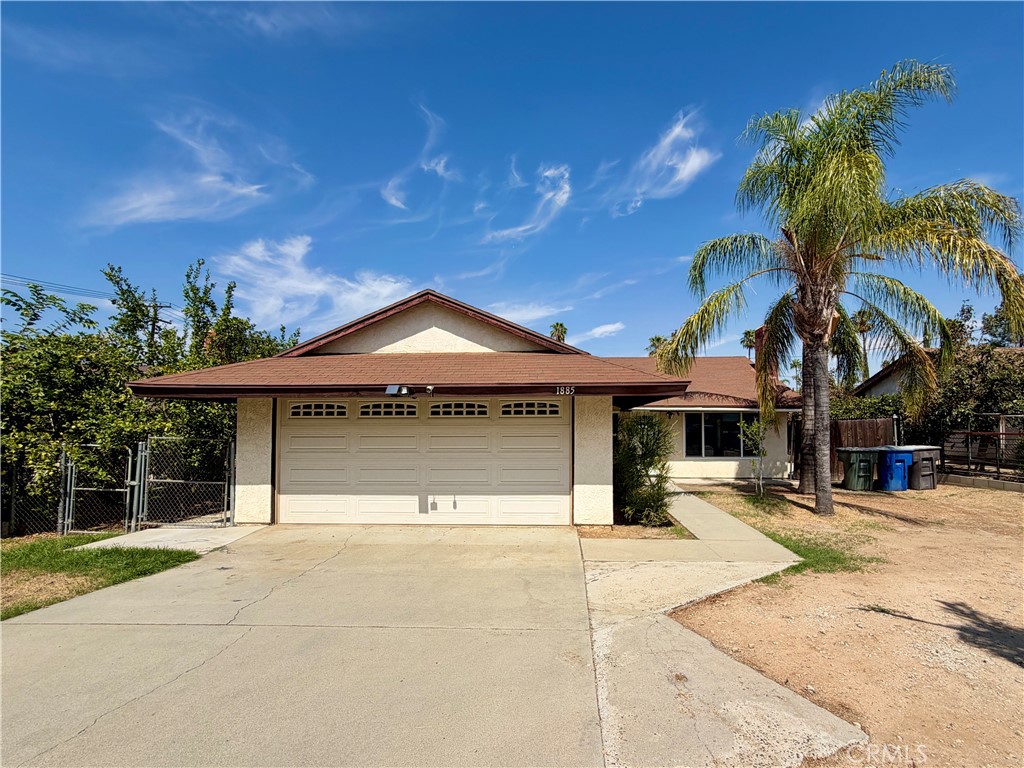 1885 Illinois Avenue Riverside, CA 92507 - Photo 1 of 30 Front of home