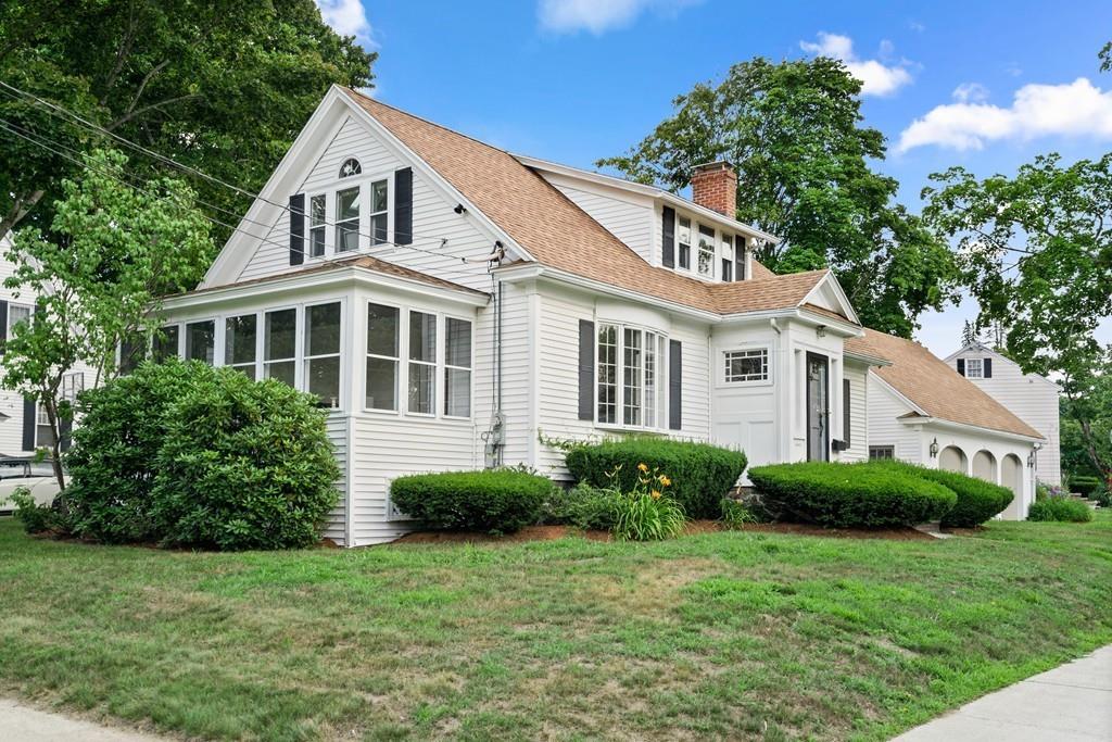 42 Buckingham Road North Andover, MA 01845 - Photo 3 of 30 Gallery Image 3