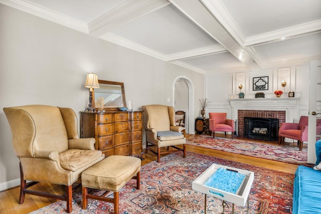 42 Buckingham Road North Andover, MA 01845 - Photo 6 of 30 Gallery Image 6