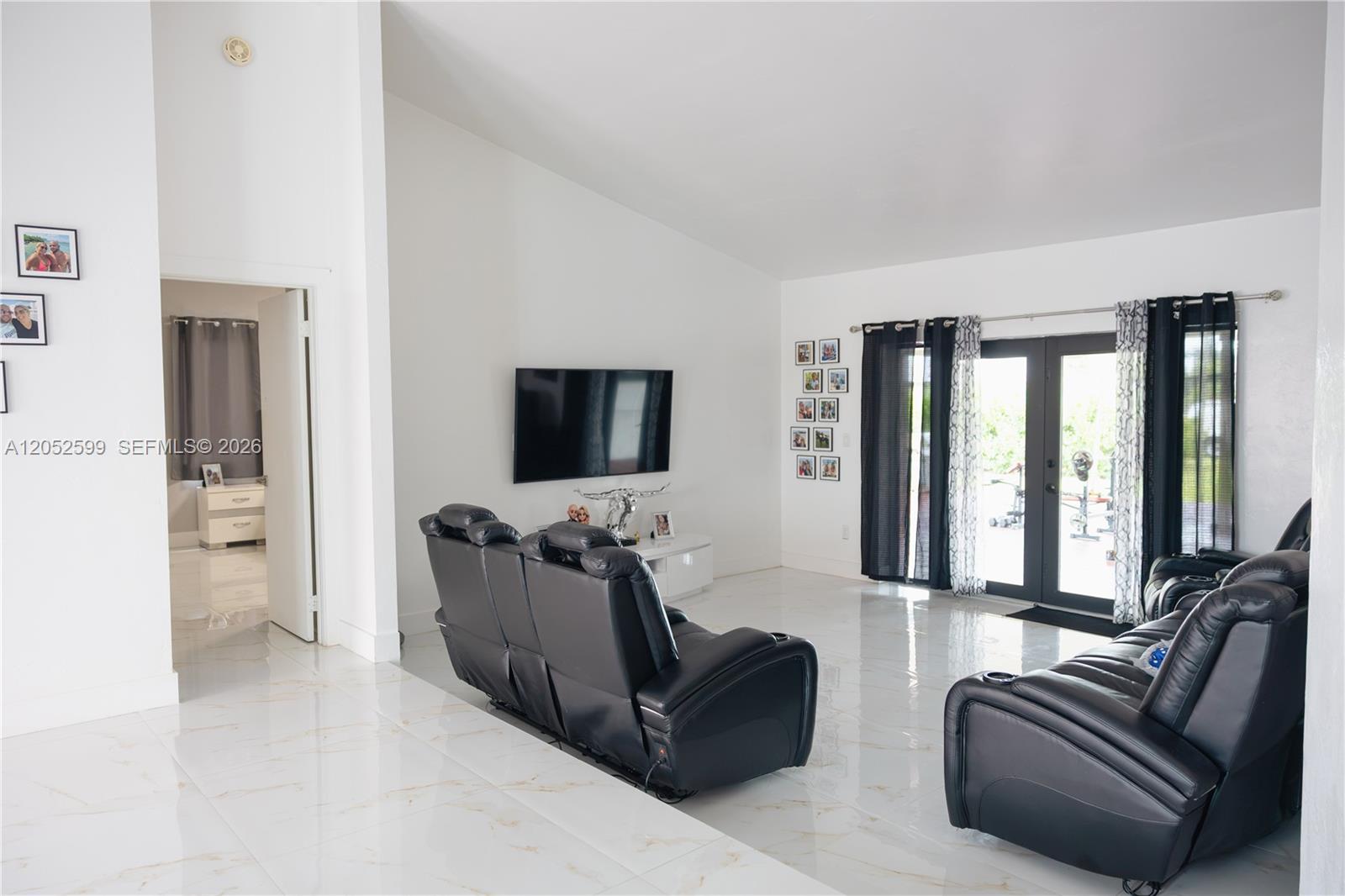 21290 Southwest 234th Street Homestead, FL 33031 - Photo 4 of 15
