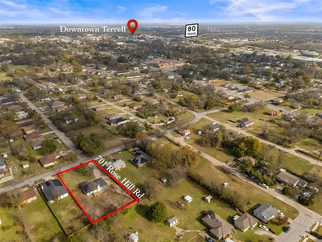 $1,800 | 701 Rosehill Road, Terrell, TX 75160