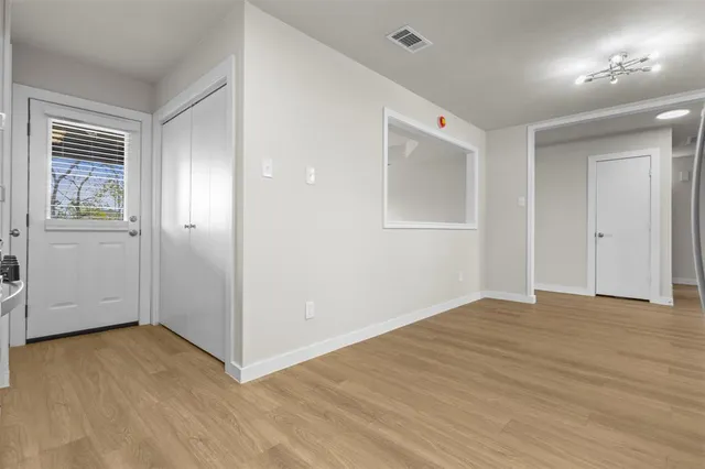 $1,800 | 701 Rosehill Road, Terrell, TX 75160