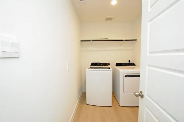 $2,849 | 1410 Island Grove Drive, Iowa Colony, TX 77583