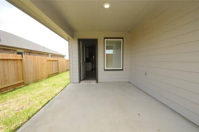 $2,849 | 1410 Island Grove Drive, Iowa Colony, TX 77583