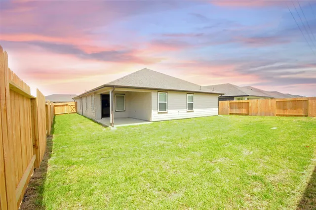 $2,849 | 1410 Island Grove Drive, Iowa Colony, TX 77583