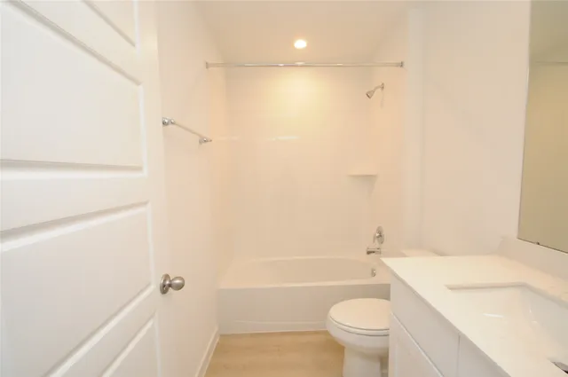 $2,849 | 1410 Island Grove Drive, Iowa Colony, TX 77583