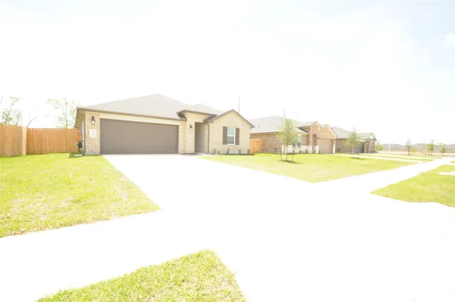 $2,849 | 1410 Island Grove Drive, Iowa Colony, TX 77583
