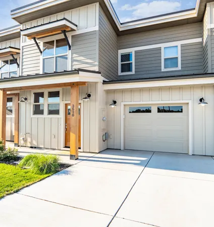 $415,000 | 3610 Southwest Badger Avenue, Redmond, OR 97756